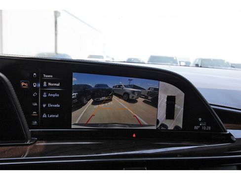 Used 2021 Cadillac Escalade ESV Sport Platinum w/ Heavy-Duty Trailer Package AWD/4WD image 23