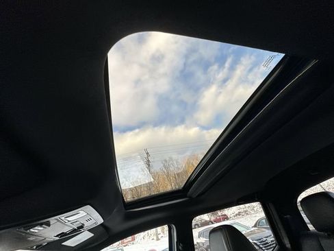 Certified 2021 Toyota Tacoma Limited image 17