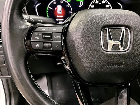 Used 2025 Honda Civic Sport image 24