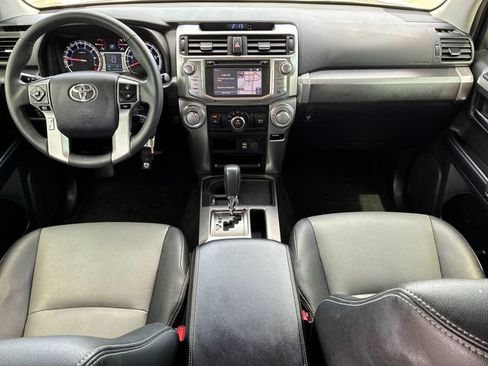 Used 2019 Toyota 4Runner SR5 Premium RWD image 9