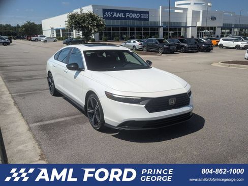 Used 2024 Honda Accord Sport image 1