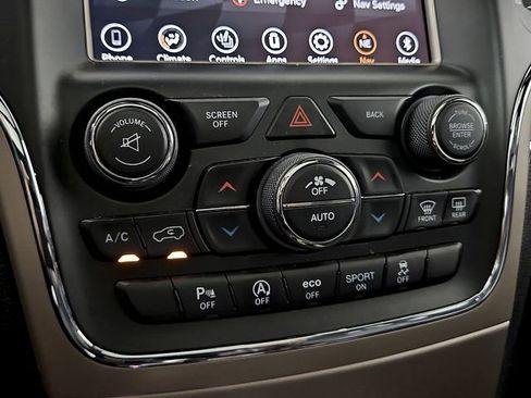 Used 2017 Jeep Grand Cherokee Limited w/ Luxury Group II RWD image 16