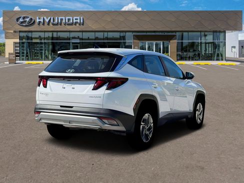 New 2026 Hyundai Tucson Blue SE image 49