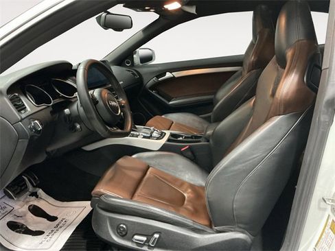 Used 2013 Audi S5 Prestige w/ Prestige Pkg image 4