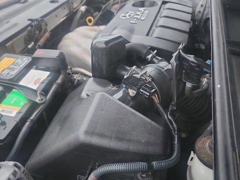 Used 2010 Toyota RAV4 2WD image 20