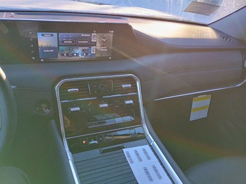 New 2025 Nissan Armada SV image 20