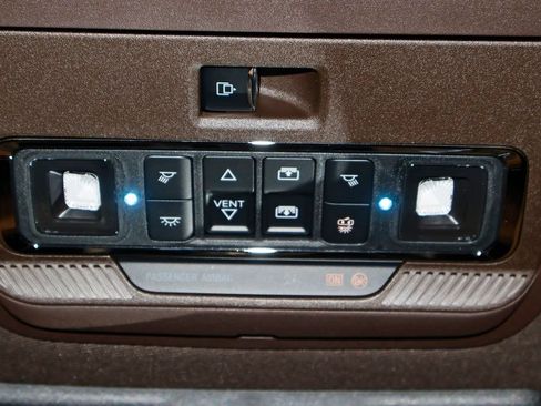 New 2025 Ford F250 King Ranch w/ Chrome Package image 31