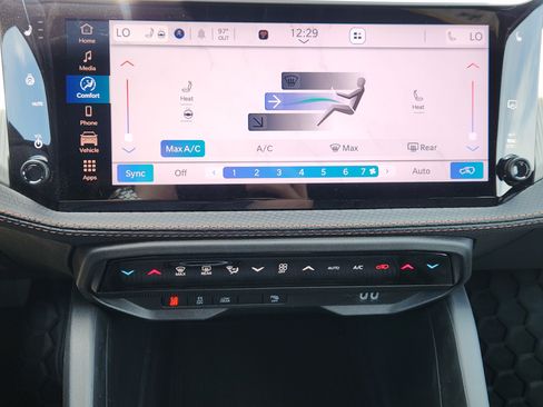 New 2026 Jeep Cherokee Limited AWD/4WD image 15