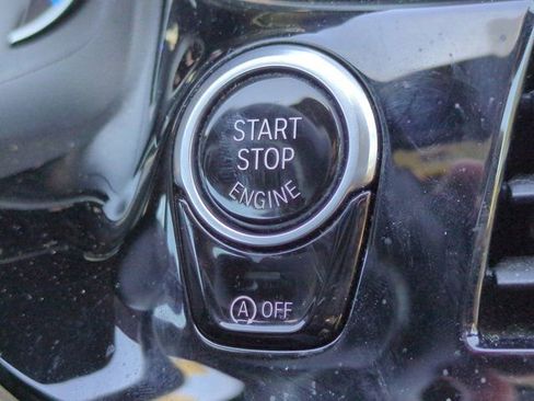 Used 2018 BMW 540i xDrive w/ Premium Package image 26