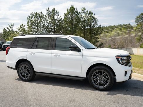 New 2026 Ford Expedition Platinum w/ Stealth Appearance Package image 21