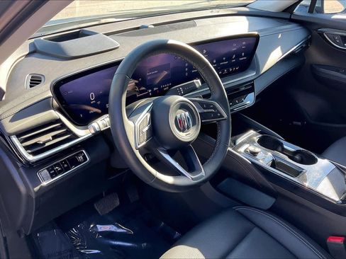 Used 2025 Buick Envision Preferred image 17