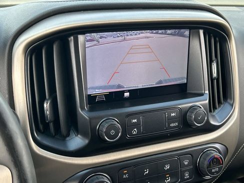 Used 2022 GMC Canyon Denali AWD/4WD image 15