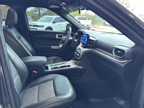 Used 2022 Ford Explorer Timberline image 10