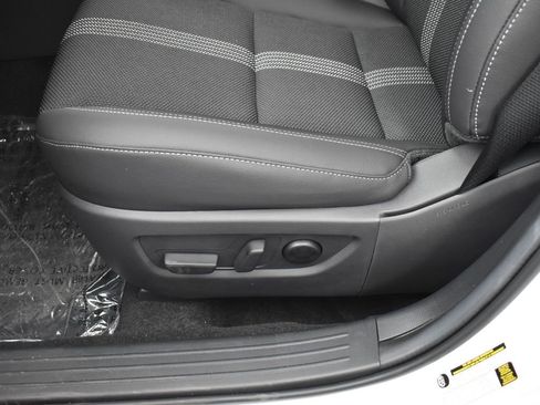 New 2025 MAZDA CX-50 AWD 2.5 S w/ Cargo Package image 11