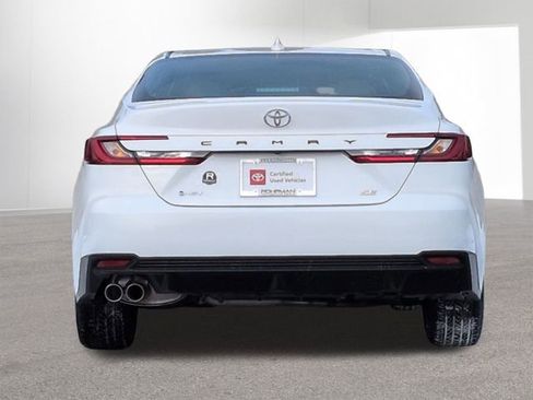 Used 2026 Toyota Camry SE w/ Convenience Package image 6