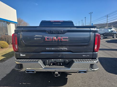 Used 2022 GMC Sierra 1500 SLT w/ SLT Premium Package image 4