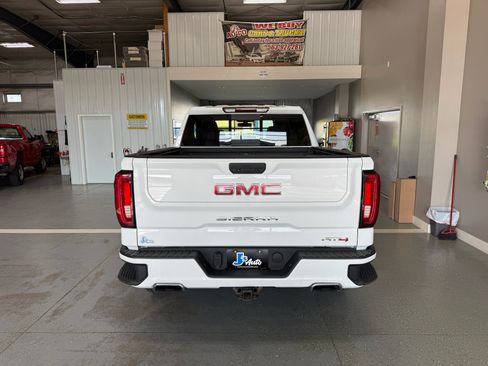 Used 2021 GMC Sierra 1500 AT4 w/ AT4 Preferred Package AWD/4WD image 6