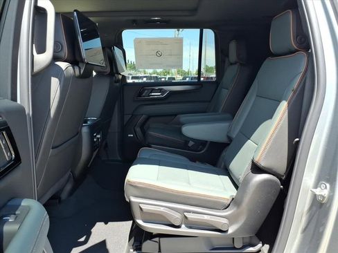 New 2026 GMC Yukon XL AT4 w/ AT4 Premium Plus Package AWD/4WD image 14