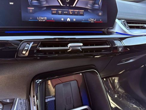 Used 2025 BMW X1 xDrive28i image 29