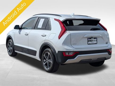Certified 2023 Kia Niro EX w/ EX Cold Weather Package FWD image 3
