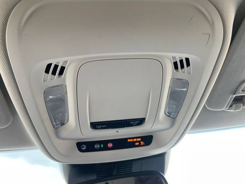 Used 2024 Buick Envision Preferred AWD/4WD image 42