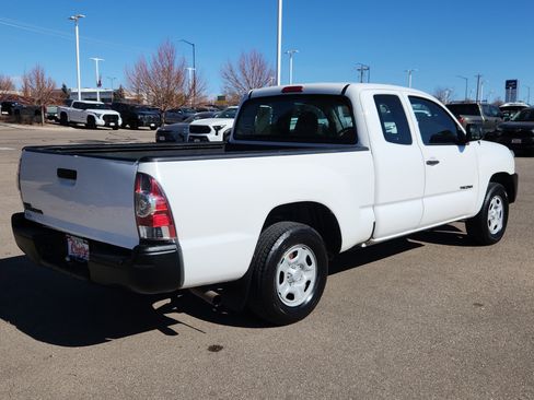 Used 2015 Toyota Tacoma 2WD Access Cab image 3