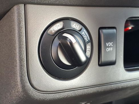 Used 2011 Nissan Xterra S w/ 4X4 Value Package image 9