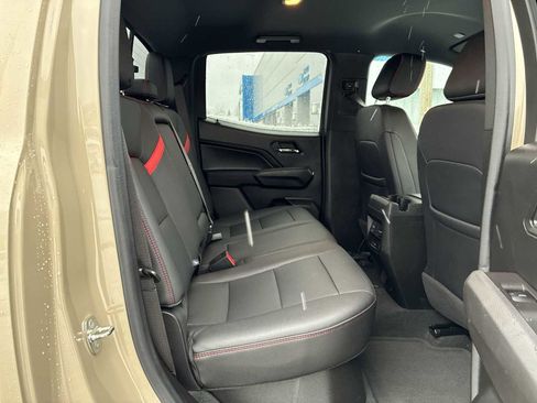 Used 2023 Chevrolet Colorado Z71 w/ Z71 Convenience Package 2 image 27