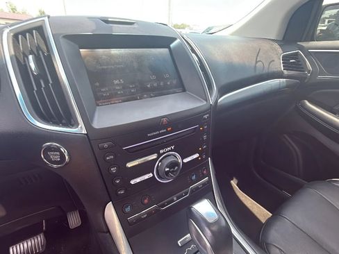 Used 2015 Ford Edge Titanium w/ Equipment Group 301A FWD image 8