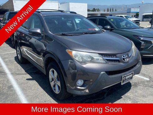 Used 2015 Toyota RAV4 XLE FWD image 1