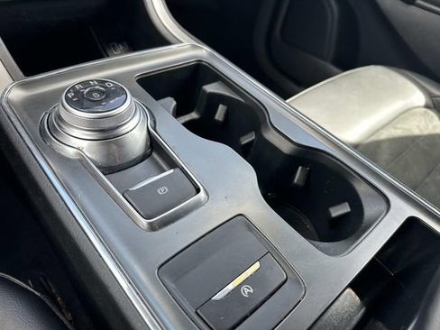 Used 2024 Ford Edge ST-Line image 33