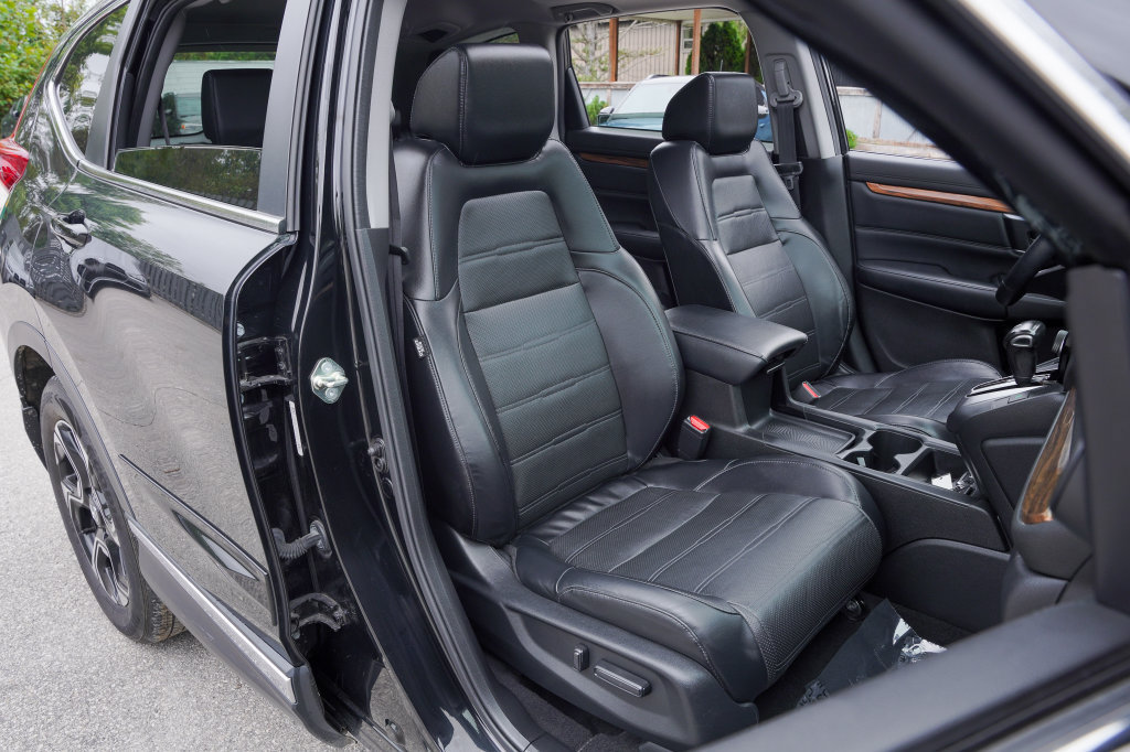 Used 2017 Honda CR-V Touring image 31
