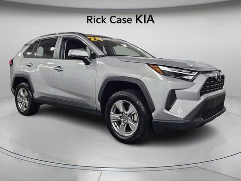 Used 2024 Toyota RAV4 XLE image 9
