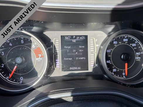 Used 2021 Jeep Cherokee Latitude image 11