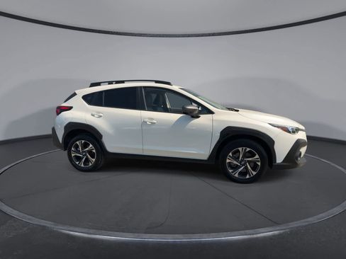Used 2024 Subaru Crosstrek 2.0i Premium AWD/4WD image 9