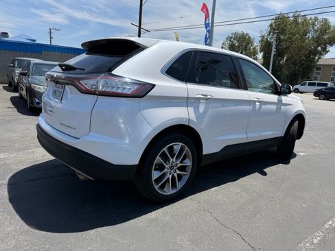 Used 2018 Ford Edge Titanium w/ Equipment Group 301A FWD image 10