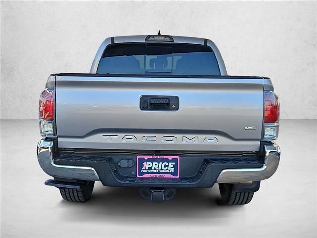 Used 2018 Toyota Tacoma SR5 RWD image 7