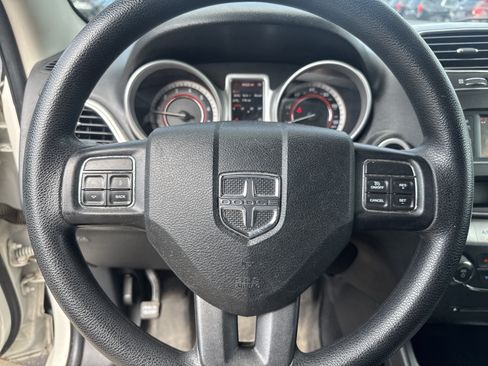 Used 2014 Dodge Journey SXT w/ Flexible Seating Group AWD/4WD image 18