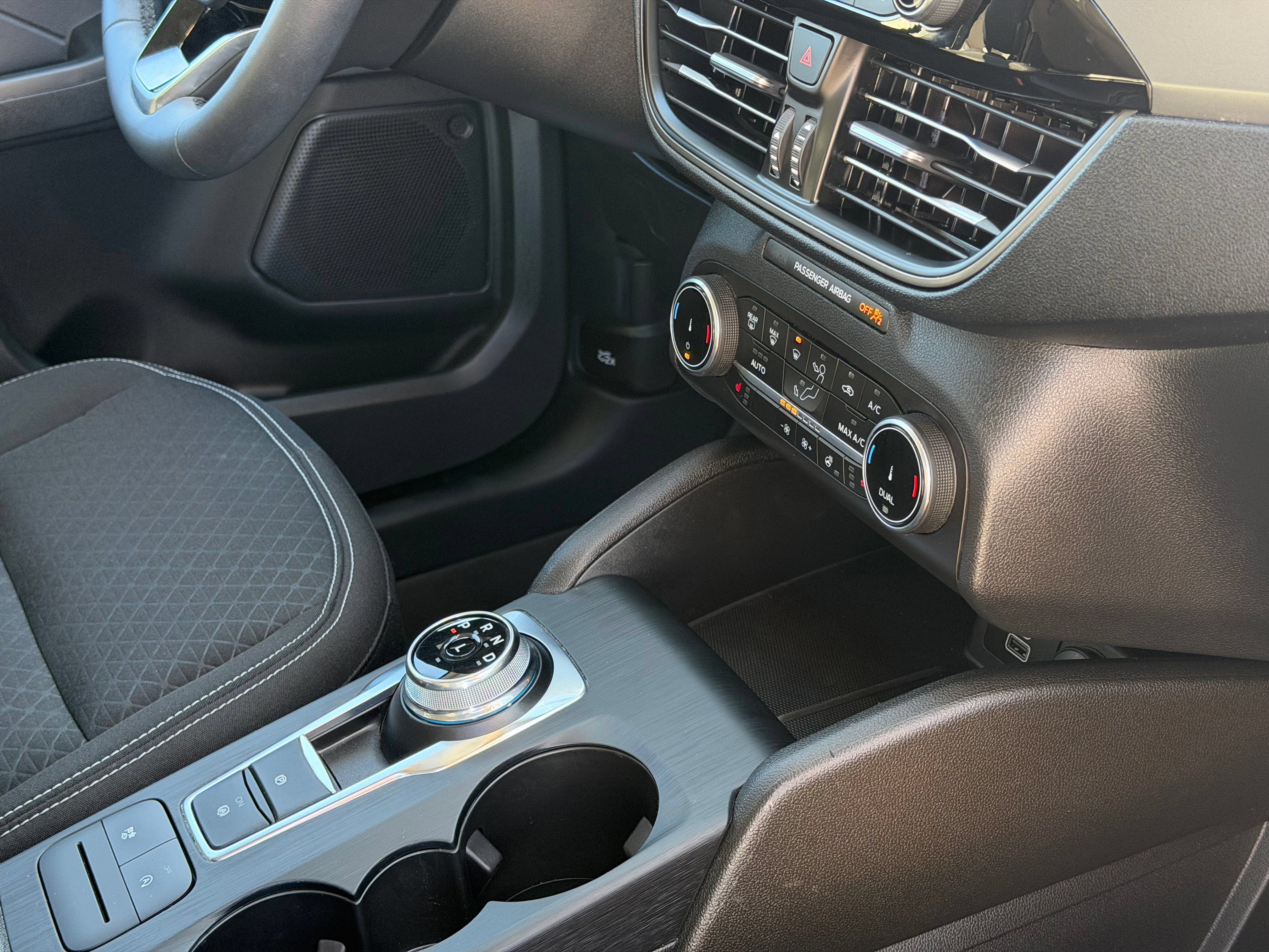 Certified 2024 Ford Escape Active AWD/4WD image 12
