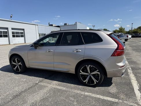 Used 2023 Volvo XC60 B6 Ultimate w/ Protection Package Premier AWD/4WD image 8