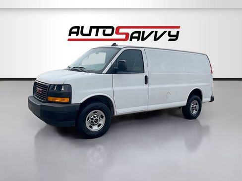 Used 2023 GMC Savana 3500 Work Van w/ Driver Convenience Package image 4