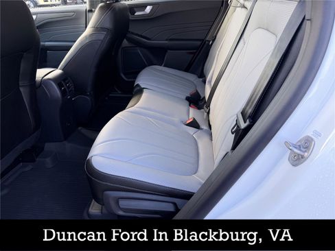 New 2026 Ford Escape PHEV w/ PHEV Premium Package image 14