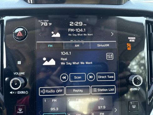 Used 2025 Subaru Legacy Limited w/ Popular Package #3 image 31