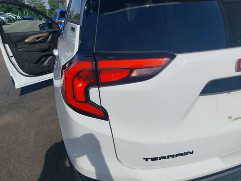 Used 2020 GMC Terrain SLE w/ Elevation Edition FWD image 36