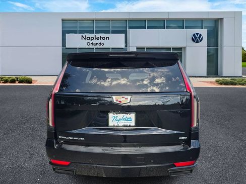 Used 2023 Cadillac Escalade Sport AWD/4WD image 6