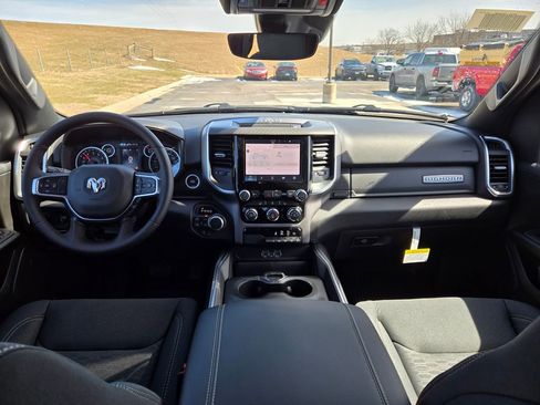 New 2026 RAM 1500 4x4 Crew Cab image 15