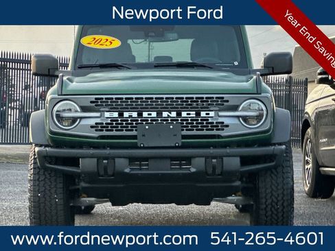 New 2025 Ford Bronco Badlands w/ Sasquatch Package image 9