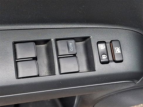 Used 2010 Scion xB image 32