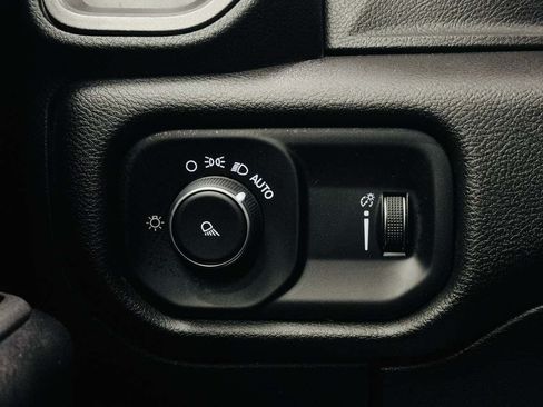 Used 2025 RAM 1500 Tradesman AWD/4WD image 51