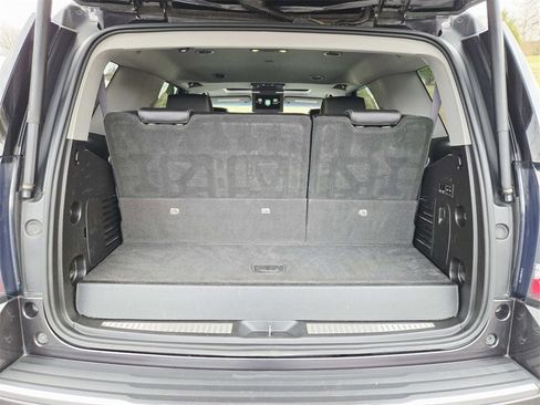 Used 2017 GMC Yukon Denali w/ Open Road Package image 16